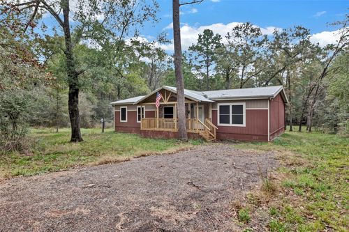 271 Shoreline Dr, Huntsville, TX, 77320-8175 | Card Image