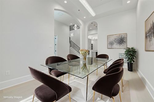 2822 Westgrove Ln, Houston, TX, 77027-5220 | Card Image