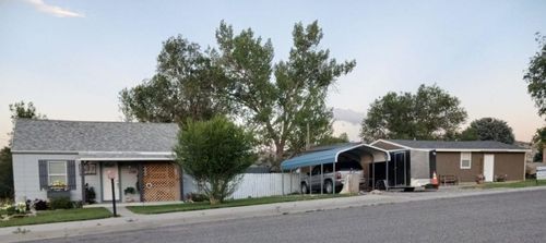 517 S 10th St, Thermopolis, WY, 82443-3010 | Card Image