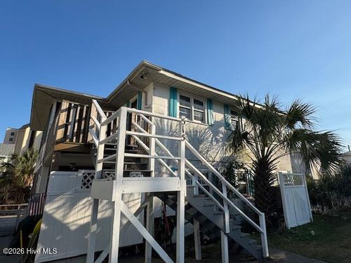 515 Hillside Dr S, North Myrtle Beach, SC, 29582-3229 | Card Image