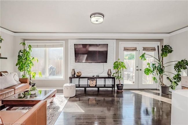 54 Geranium Av, Townhouse with 3 bedrooms, 4 bathrooms and 2 parking in Hannon ON | Image 4