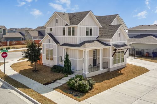 8017 Orizzonte Street, Austin, TX, 78744 | Card Image