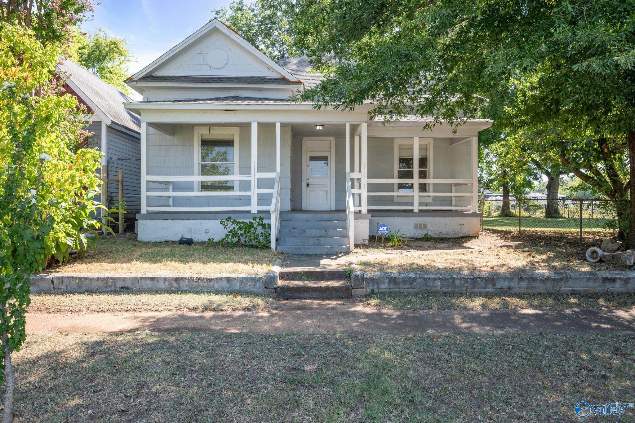 5th Ave, Decatur, AL 35601