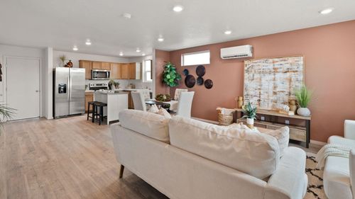 5245 E Liberty Ln, Spokane, WA, 99217-1001 | Card Image