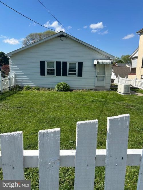 337 Highland Ave, DOWNINGTOWN, PA, 19335-2503 | Card Image