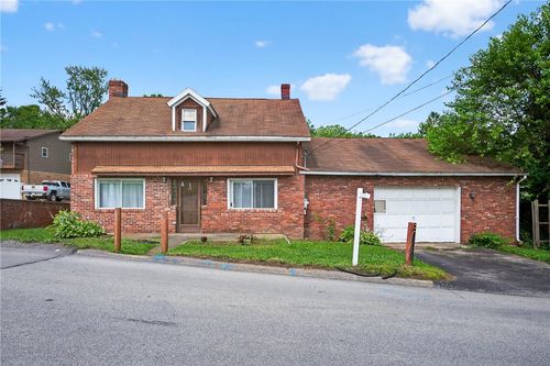 2509 Thomas St, Grapeville, PA, 15634-1111 | Card Image