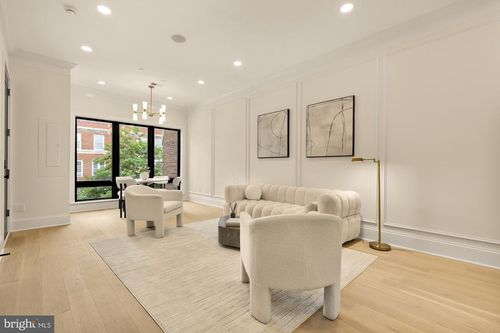 201-733 Euclid St Nw, WASHINGTON, DC, 20001-2211 | Card Image