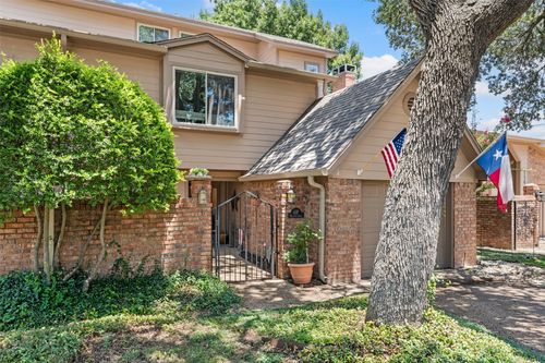 137 Pleasant Grove Ln, Waco, TX, 76712-7717 | Card Image