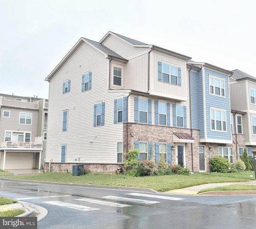 8667 Shady Pines Dr, FREDERICK, MD, 21704-6765 | Card Image