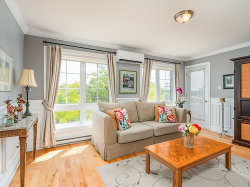 303-983 25e Av, Montréal, QC, H8S3X9 | Card Image