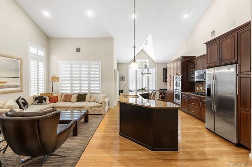 179 Melody Ct, Eastport, NY, 11941-1439 | Card Image