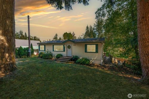 1603 Lake Dr, Camano Island, WA, 98282-7627 | Card Image