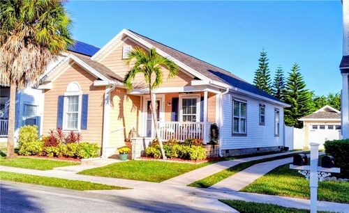 3332 N Park Dr, Fort Pierce, FL, 34982-8424 | Card Image