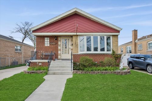 3936 W 107th St, Chicago, IL, 60655-3819 | Card Image