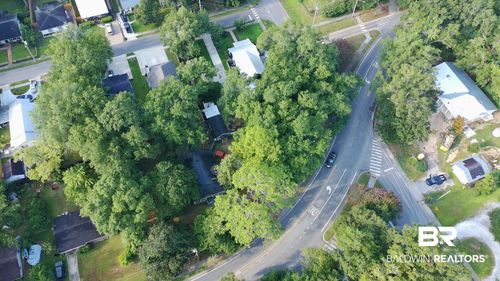 752 Fairhope Ave, Fairhope, AL, 36532-2036 | Card Image