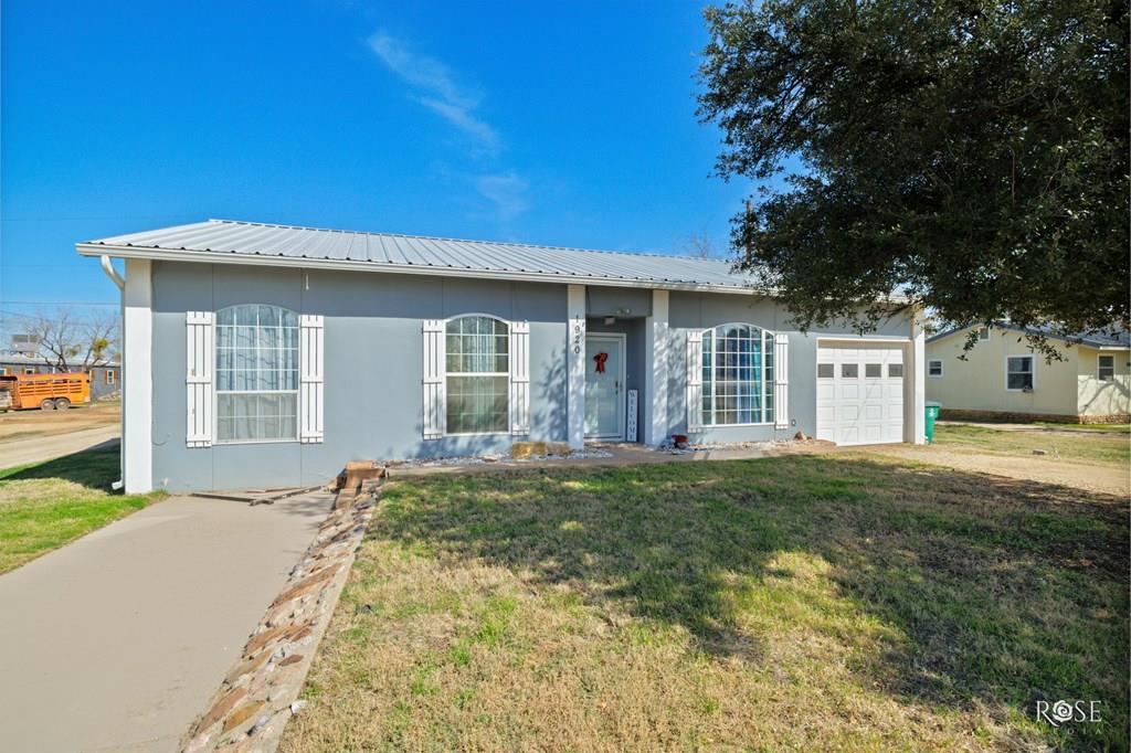 Shady Point Circle Dr, San Angelo, TX 76904