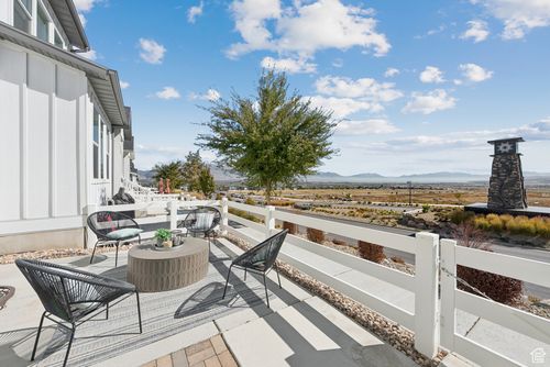 937 W Sunspear Dr, Saratoga Springs, UT, 84045-3910 | Card Image