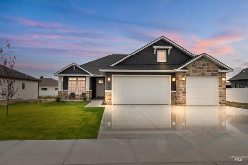 934 Vista Ave, Kimberly, ID, 83341-1769 | Card Image