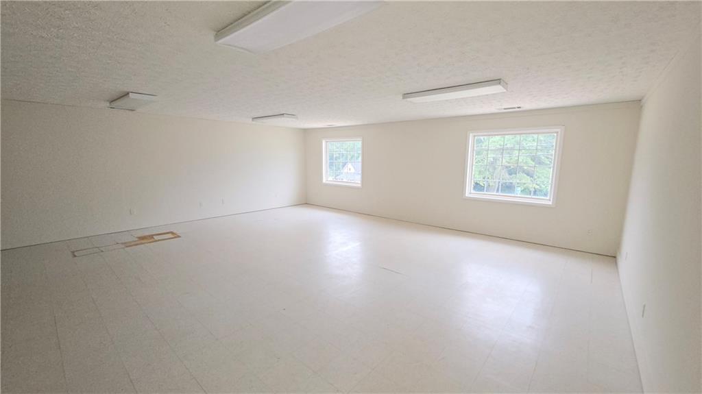 Commercial Lease in Hoschton 4