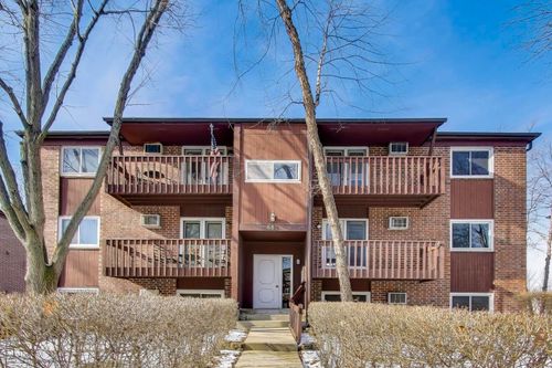 apt-213-682 Daisy Ln, Roselle, IL, 60172-2755 | Card Image