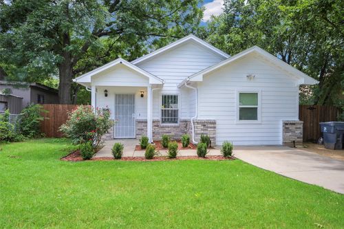 1226 E Woodin Blvd, Dallas, TX, 75216-2147 | Card Image