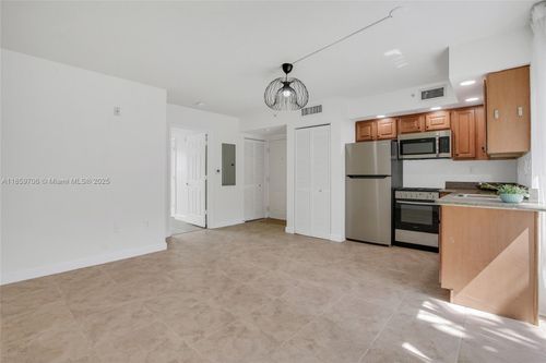 apt-110-630 85th St, Miami Beach, FL, 33141-1179 | Card Image