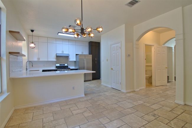 2423 Falcon Dr, House other with 3 bedrooms, 3 bathrooms and 4 parking in Round Rock TX | Image 10