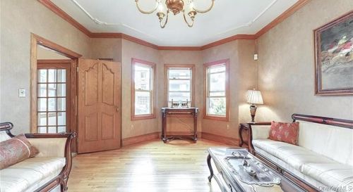 1-44-32 64th St, Woodside, NY, 11377-5757 | Card Image