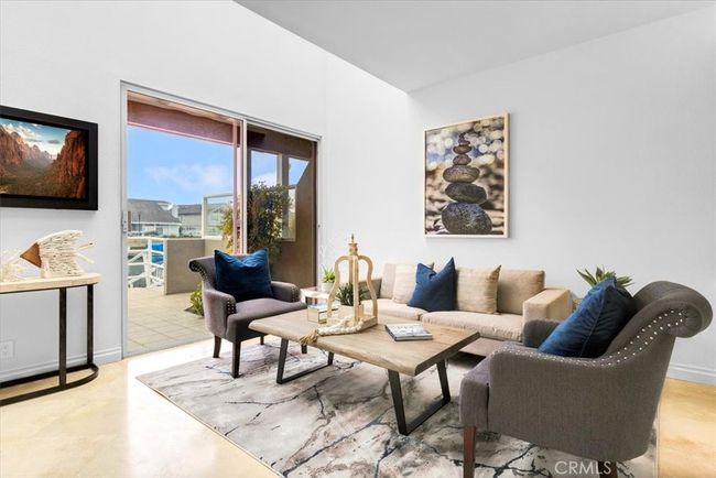 3366 Tempe Dr, House other with 2 bedrooms, 3 bathrooms and 2 parking in Huntington Beach CA | Image 27