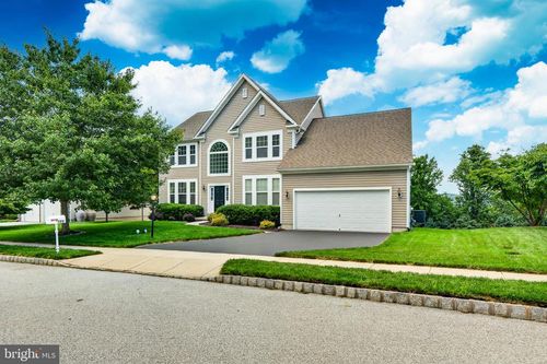 3212 Tyning Ln, DOWNINGTOWN, PA, 19335-6012 | Card Image