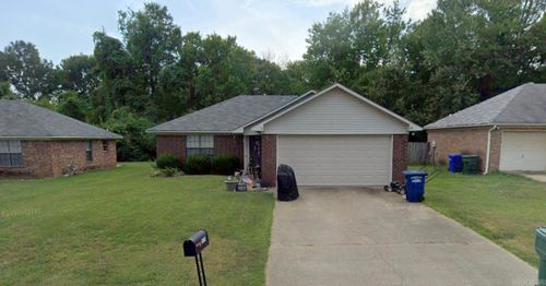2140 Remington Rd, Conway, AR, 72032-2306 | Card Image