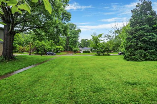 920 S Highland Ave, Bloomington, IN, 47401-5064 | Card Image