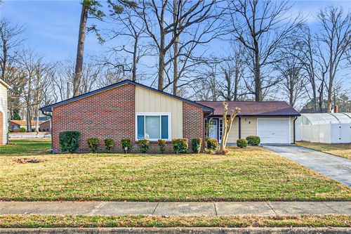 16 Admiral Ct, Hampton, VA, 23669-1002 | Card Image