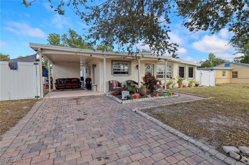 3117 Apache Street, FORT MYERS, FL, 33916 | Card Image