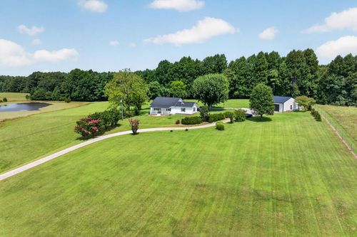 1561 Old Bon Air Rd, Sparta, TN, 38583 | Card Image