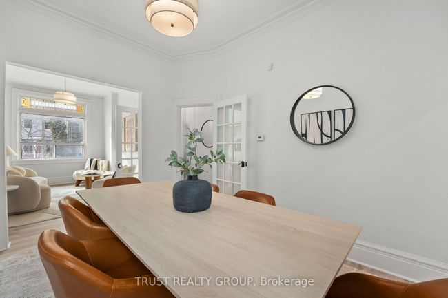 121 Palmerston Ave, House attached with 4 bedrooms, 3 bathrooms and null parking in Toronto ON | Image 6