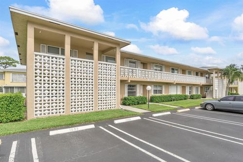 202-1110 Boxwood Drive, Delray Beach, FL, 33445 | Card Image