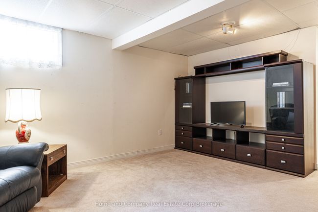 114 Killoran Cres, House other with 3 bedrooms, 2 bathrooms and 4 parking in Stratford ON | Image 20