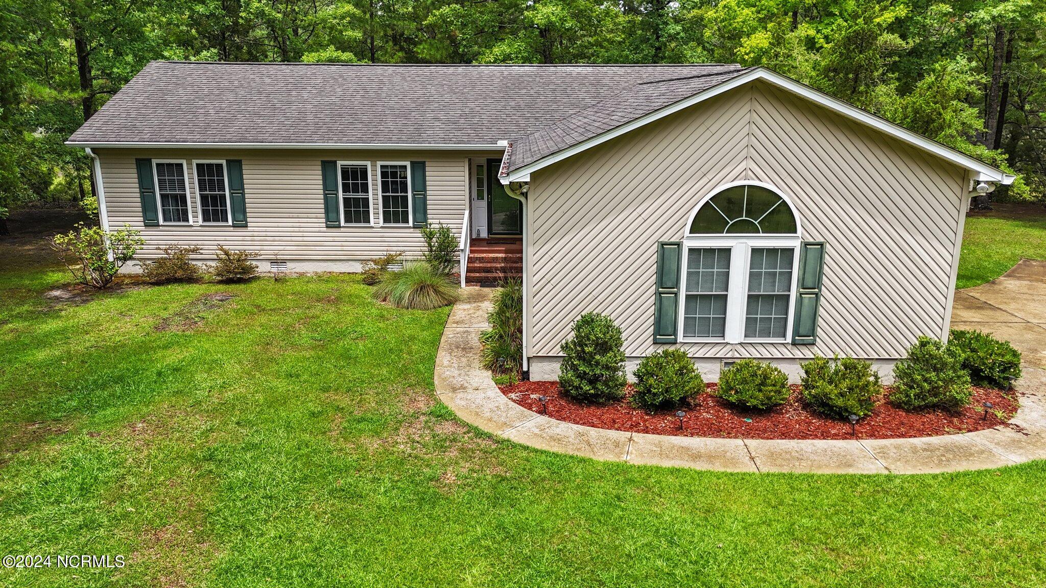 Winding Creek Dr, Oriental, NC 28571