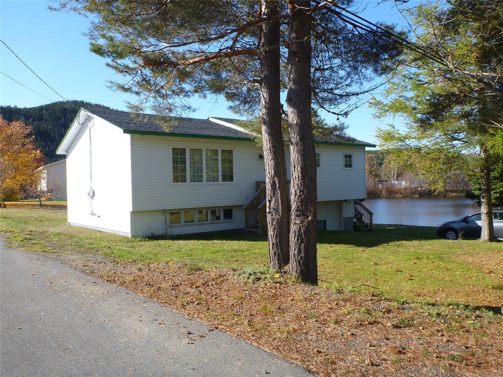 Residential in Hickmans Harbour 2