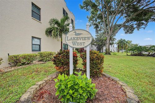 112-7951 58th Avenue N, ST PETERSBURG, FL, 33709 | Card Image