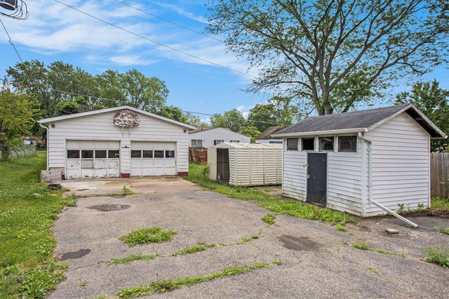 716 Langrick St, House other with 6 bedrooms, 2 bathrooms and null parking in Sturgis MI | Image 22