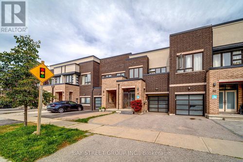 42 Dariole Drive, Richmond Hill (Oak Ridges Lake Wilcox), ON, L4E0Z2 | Card Image