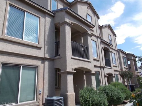 4611 Townwall St, Las Vegas, NV, 89115-3535 | Card Image