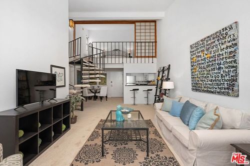 apt-544-1440 Veteran Ave, Los Angeles, CA, 90024-4836 | Card Image