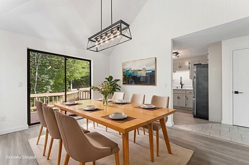 12-12 Perkins Ct, Haverhill, MA, 01832-1183 | Card Image