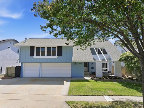 10292 Humbolt St, Los Alamitos, CA, 90720-2222 | Card Image