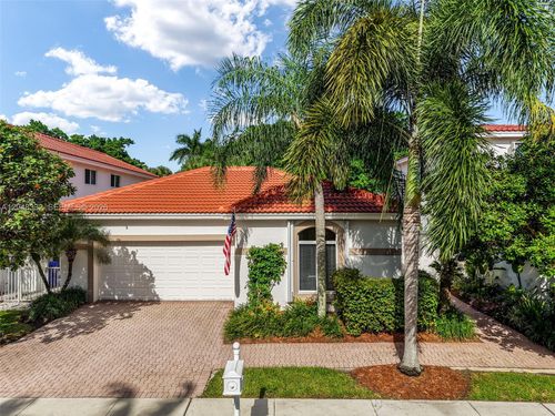 1221 E Bel Aire Drive E, Pembroke Pines, FL, 33027 | Card Image