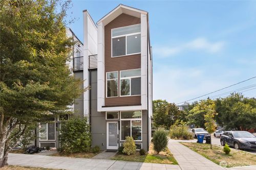 947 Nw 56th St, Seattle, WA, 98107-2846 | Card Image