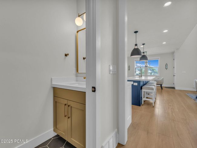 569 W Cascade Meadows Loop, Home with 6 bedrooms, 4 bathrooms and null parking in Midway UT | Image 26